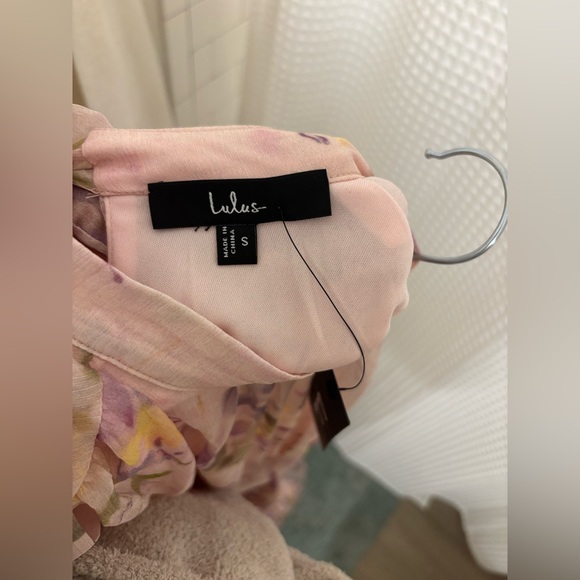 Lulu's Blush Floral Maxi Dress - Picture 3 of 5